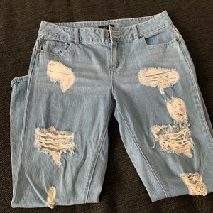 *FLASH SALE* ‼️‼️‼️ Forever 21 boyfriend jeans
